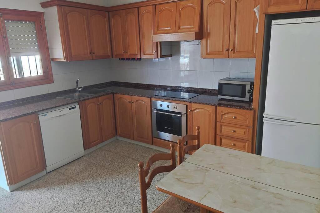 Villa Rustica Privada Con Gran Chalet Y Piscina Елче Екстериор снимка